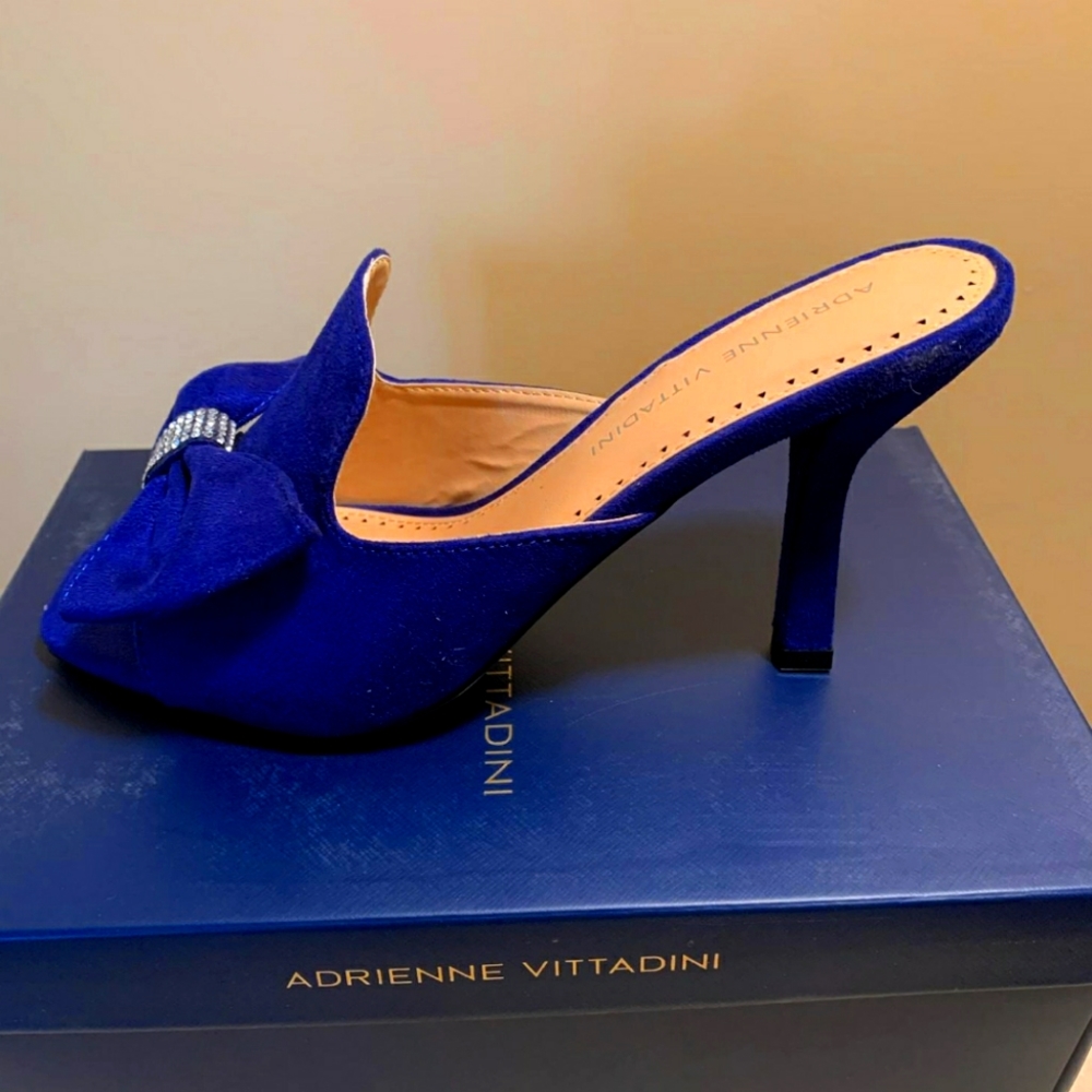 Adrienne Vittadini Blue "Suede" Classy Heels